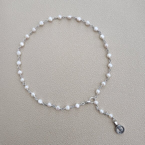 MINI WHITE FRESHWATER PEARL NECKLACE W/ 925 SILVER BUDDHA CHARM - Picture 2 of 6